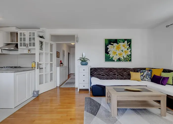 Apartment Pine Fine With Free Parking